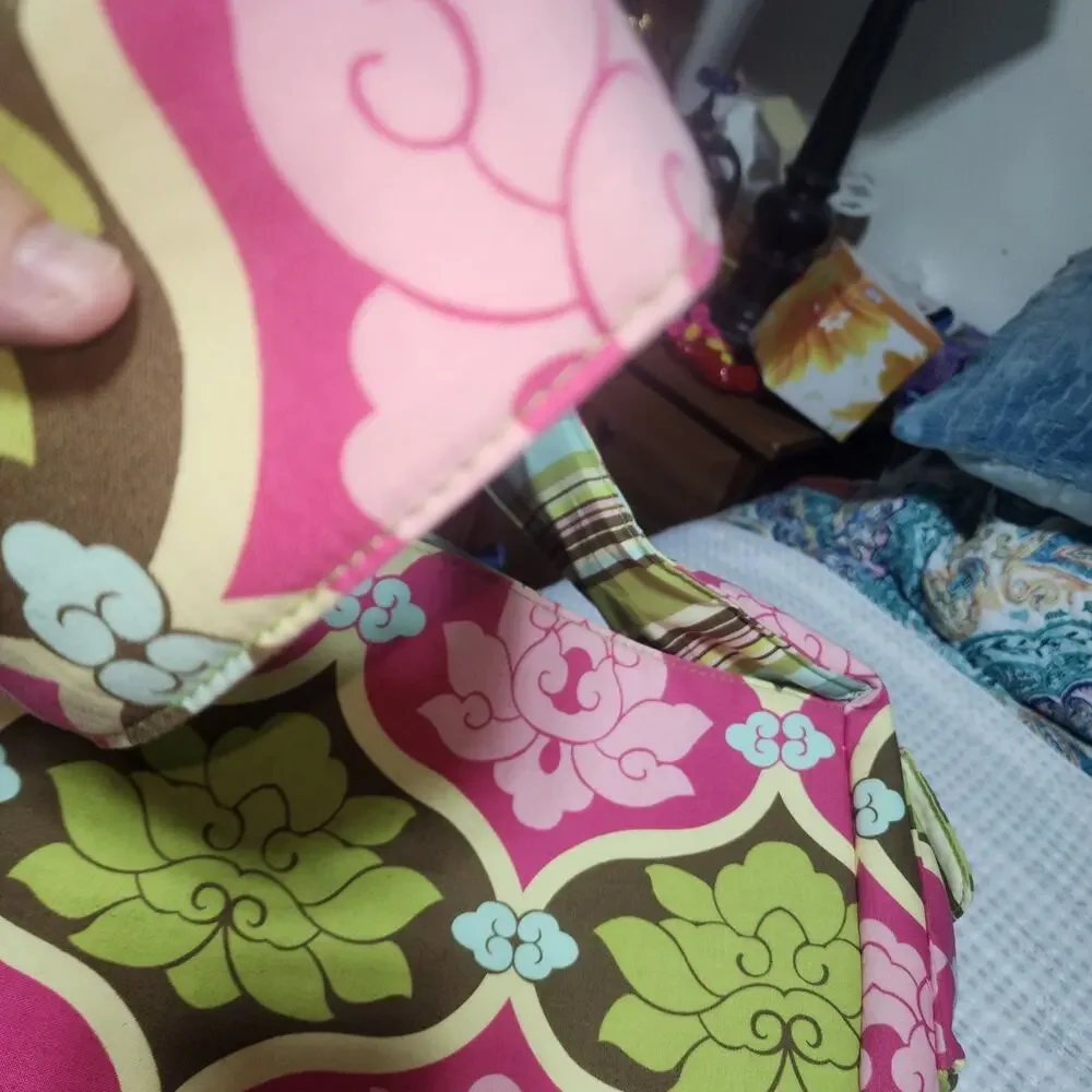 K & COMPANY EUC AMY BUTLER LARGE TOTE FLORAL